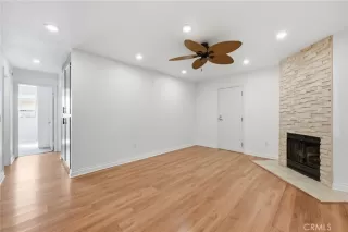 Photo #2: IG26036908 Listing 