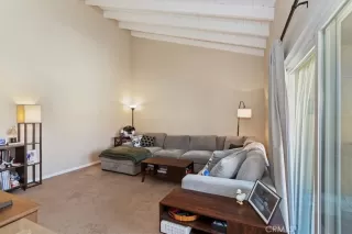 Photo #5: IG26044430 Listing 