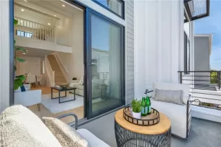 Photo #6: IG26057080 Listing 