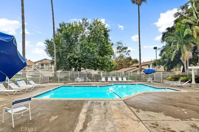 MLS: IG26105756 Condo For Sale