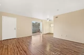 Photo #2: IG26105756 Listing