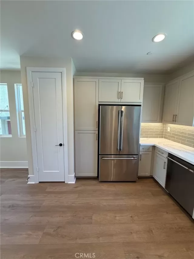 MLS: IG26117866 Condo For Sale