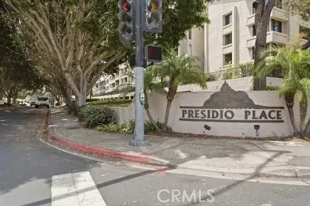 MLS: IG26133103 Condo For Sale