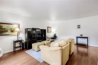 Photo #6: IG26157500 Listing 