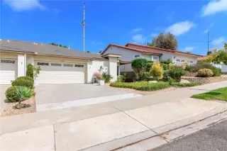 Photo #3: IG26168964 Listing