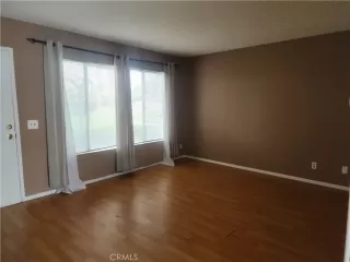 Photo #2: IV23135736 Listing