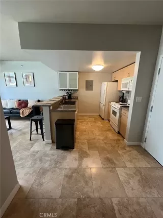 Photo #5: IV23141791 Listing