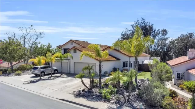 MLS: IV24081632 Condo For Sale