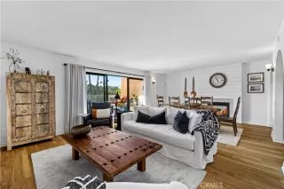 Photo #3: IV24118422 Listing