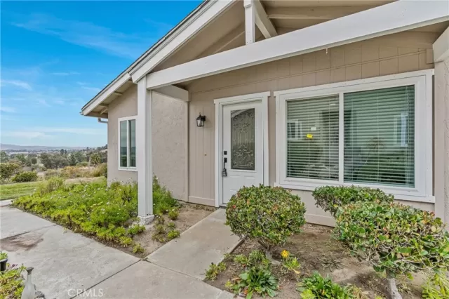 MLS: IV25027059 Condo For Sale