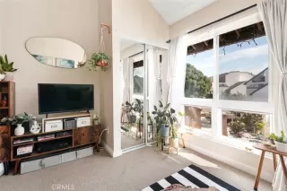 Photo #2: IV25031884 Listing