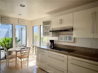 Photo #1: IV25157567 Listing