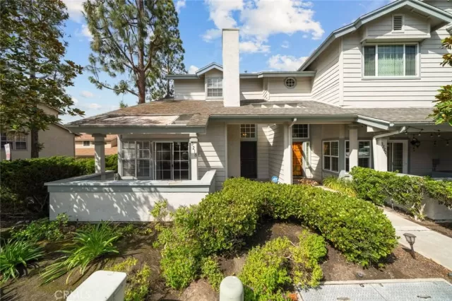 MLS: IV25192179 Condo For Sale