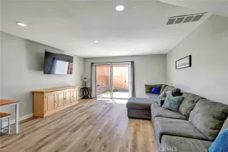 Photo #5: IV25199236 Listing