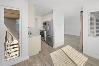 Photo #6: IV25234968 Listing