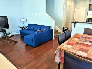 Photo #1: IV25244820 Listing