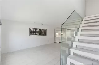 Photo #5: IV26073071 Listing 