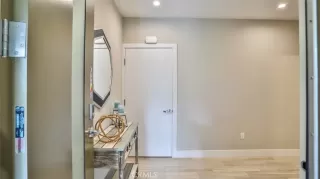 Photo #6: IV26081079 Listing 