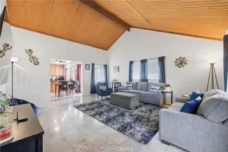 Photo #1: IV26089880 Listing 