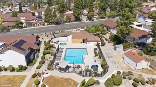 Photo #3: IV26089880 Listing 