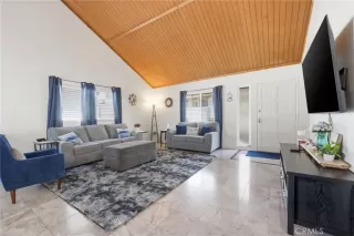 Photo #6: IV26089880 Listing 