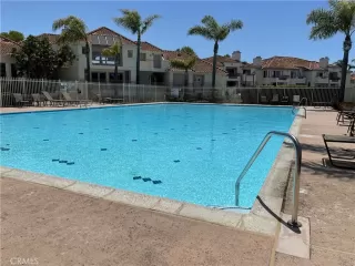 Photo #2: JT23088187 Listing