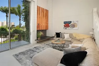 Photo #3: LC23108954 Listing 