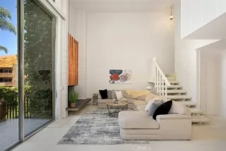 Photo #4: LC23108954 Listing 