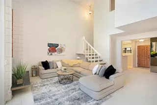 Photo #5: LC23108954 Listing 