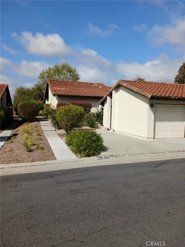 MLS: LG24062510 Condo For Sale