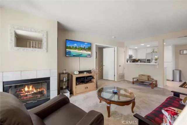 MLS: LG25142452 Condo For Sale