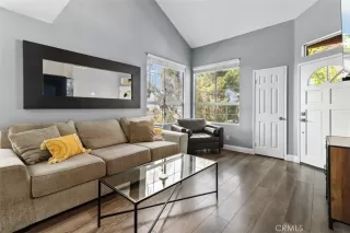 Photo #3: LG25163487 Listing