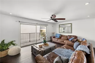 Photo #5: LG25227162 Listing 