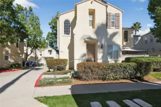 Photo #2: MB25268180 Listing 