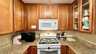 Photo #6: ND22228425 Listing