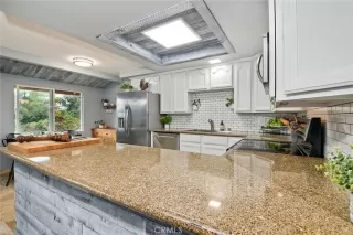 Photo #4: ND22235398 Listing 