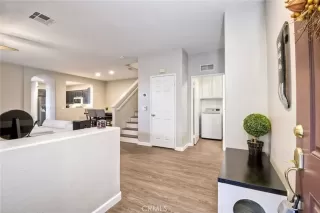 Photo #2: ND22235736 Listing