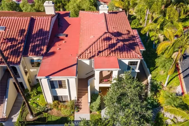 MLS: ND22249087 Condo For Sale