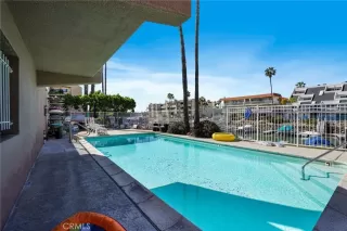 Photo #6: ND23026592 Listing