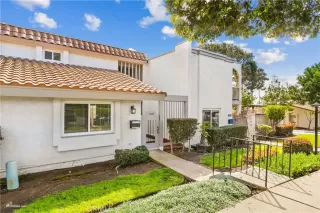 Photo #2: ND23035270 Listing 