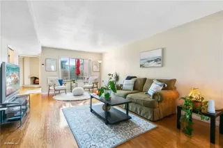 Photo #4: ND23035270 Listing 