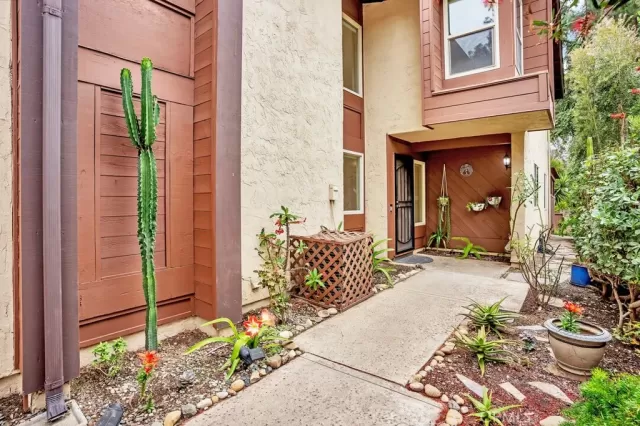 MLS: ND23102323 Condo For Sale