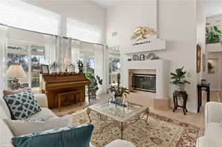 Photo #5: ND23113044 Listing