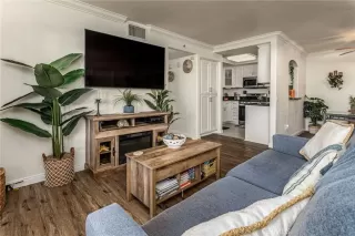 Photo #2: ND23120634 Listing