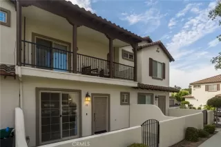 Photo #1: ND23141526 Listing 