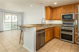 Photo #2: ND23141526 Listing 