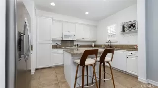 Photo #3: ND23165694 Listing