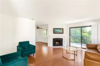 Photo #2: ND23169246 Listing 