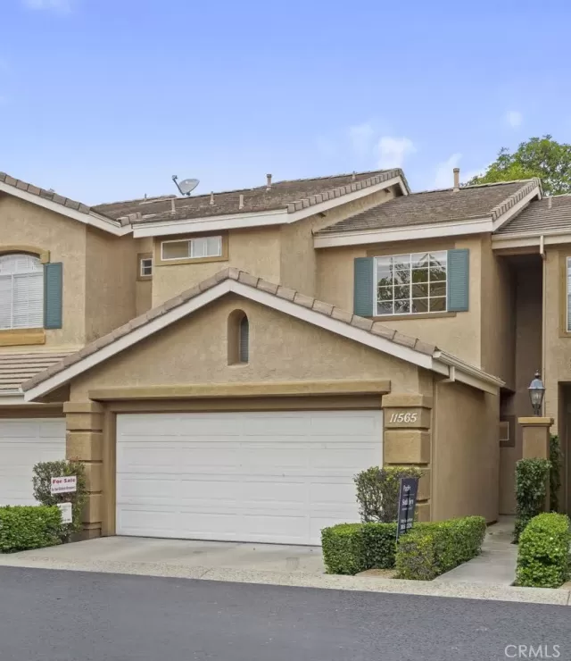 MLS: ND23172730 Condo For Sale