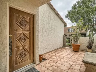 Photo #6: ND23179809 Listing 